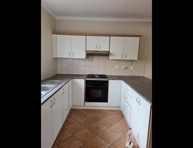 3 BEDROOM PROPERTY TO RENT IN SUNNINGDALE